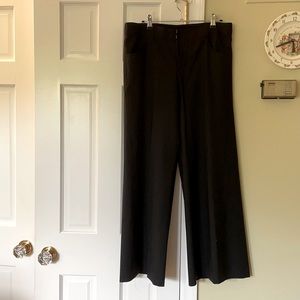 BCBG dress pants. Size 6. Like new.